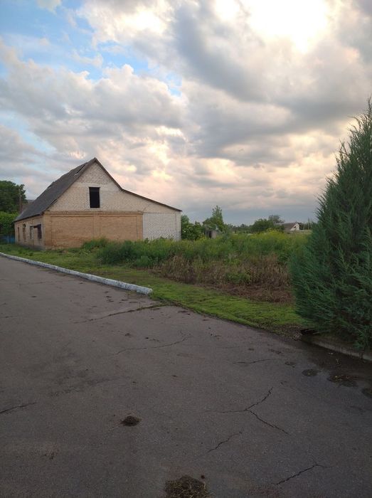 Дворище ! Будинок ! - НеДобудова !