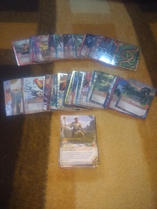 150 cartões da Panini de 2019