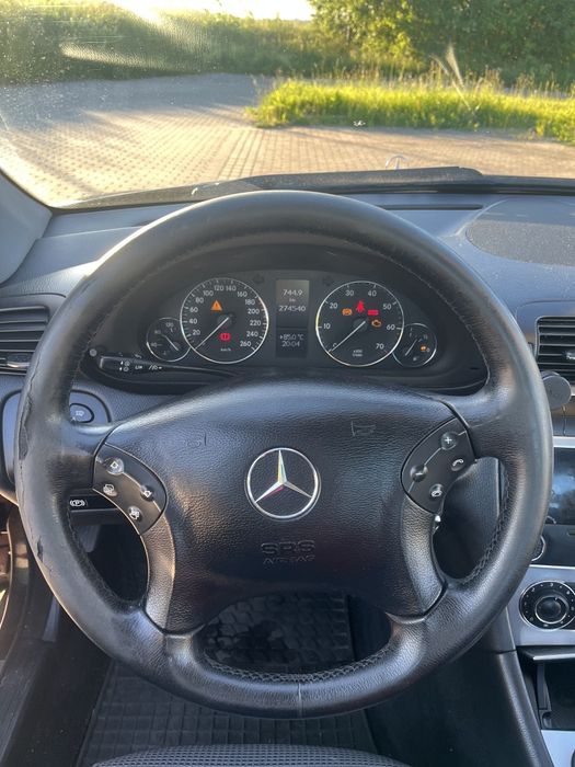 Mercedes-Benz w203 polift