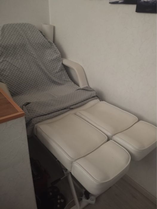 Кушетка для педикюра