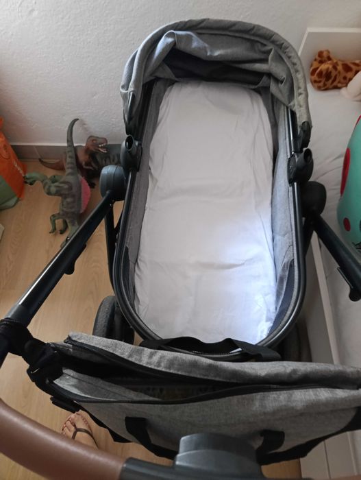 carrinho de bébé