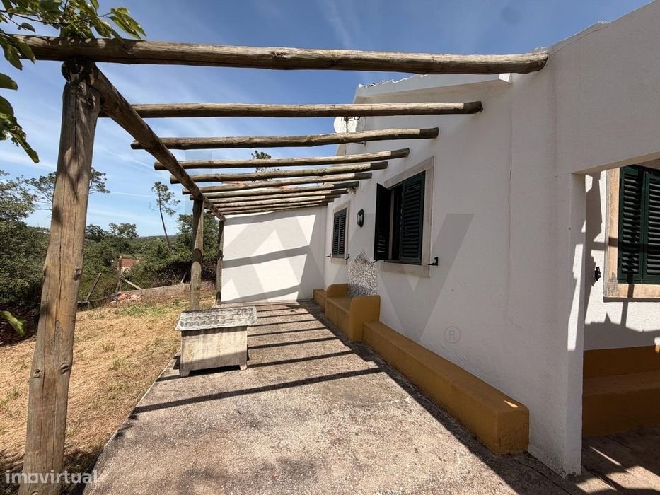 Moradia para renovação | Pias