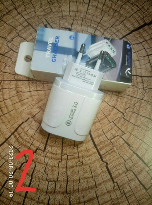 Зарядное устройство на телефон