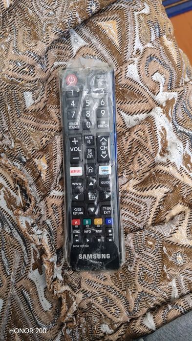 Телевизор Samsung UE55TU7100XUA