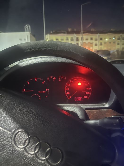 Segue para venda Audi A4 B5