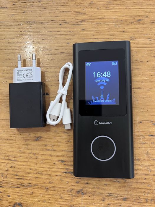 GlocalMe U50 Numen Air 5G Mobile WiFi Hotspot Router