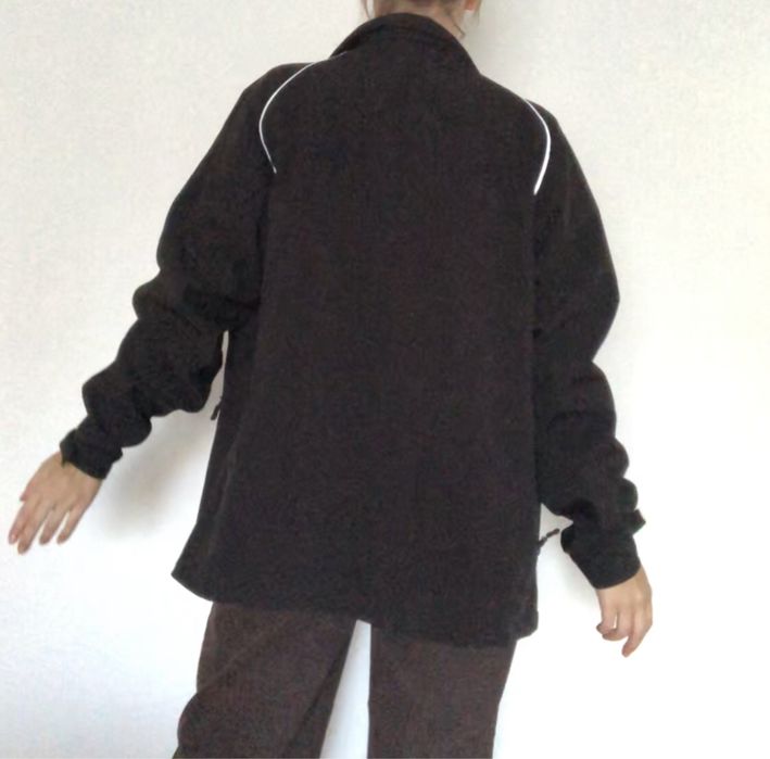 Czarny softshell