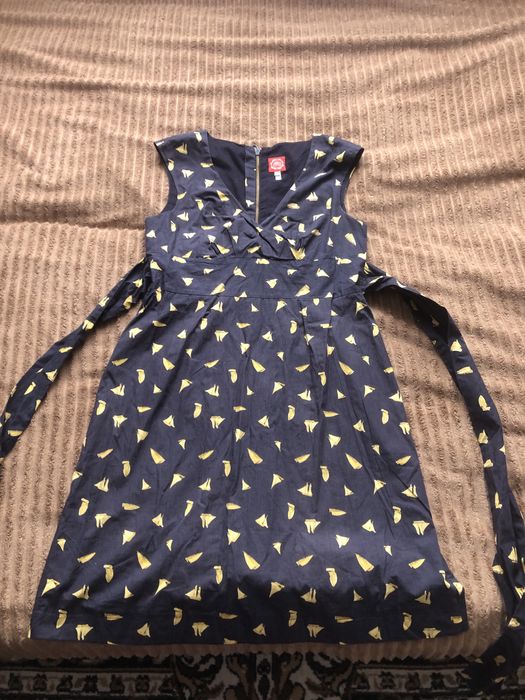 Віддам одяг жіночий розмір M-L