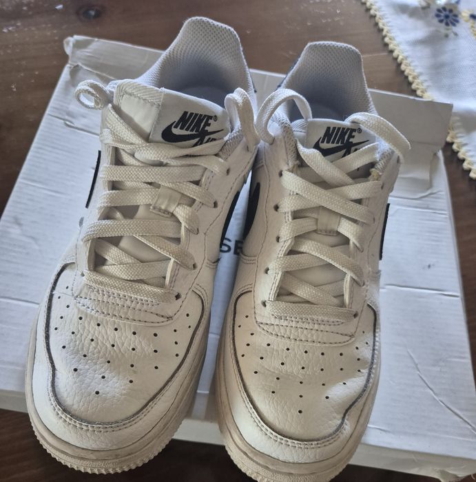 Sapatilha Nike Air Force, N. 36/5