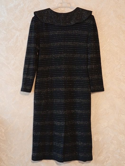 Сукня тепла і нарядна 48р