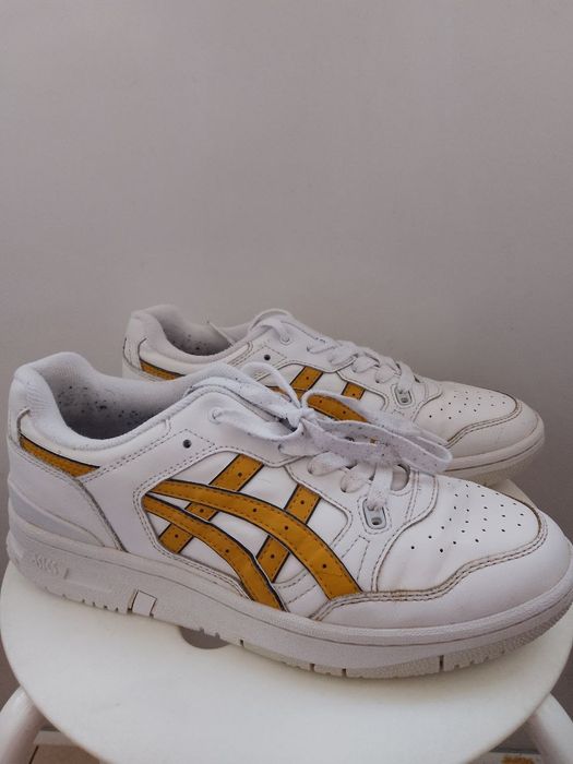 Кросівки 40 розмір, asics