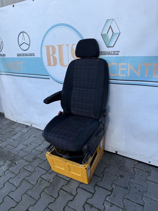 Сидіння Водійське з Підлокотником Mercedes Sprinter 906 VW Crafter