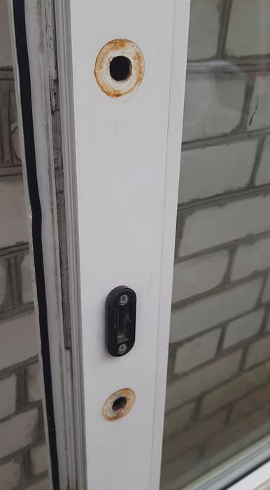 Дверь пластиковая (без коробки)