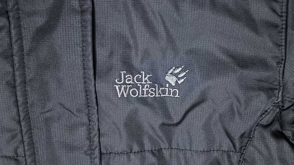 Długa kurtka ocieplana JACK WOLFSKIN STORMLOCK ACTIVE r.XS st.b.dobry