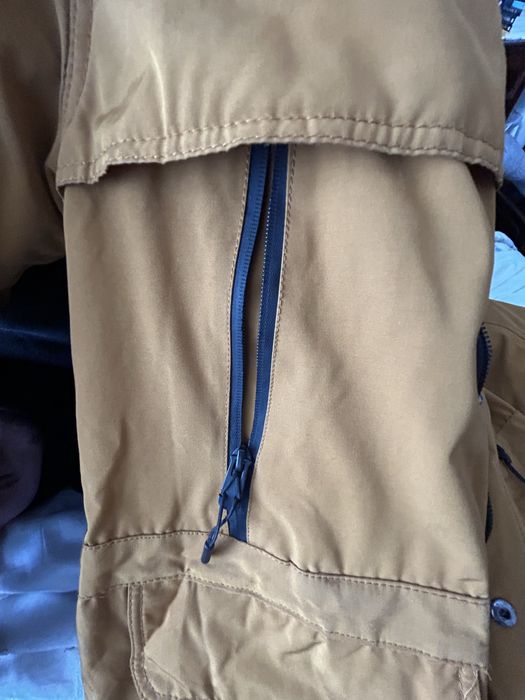 Casaco Impermeável New Yorker