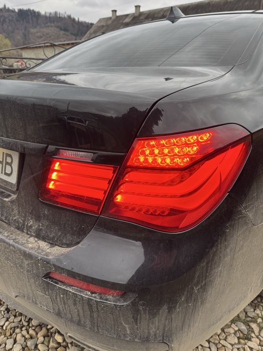 Задні фонарі Bmw 7 F01/F02 USA Ресталінг лівий/правий стоп