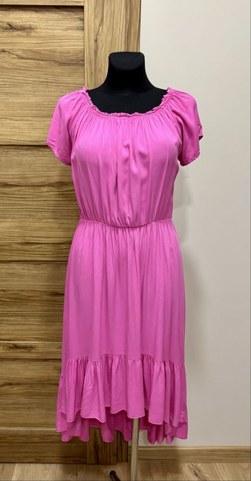 Rozowa sukienka hiszpanka