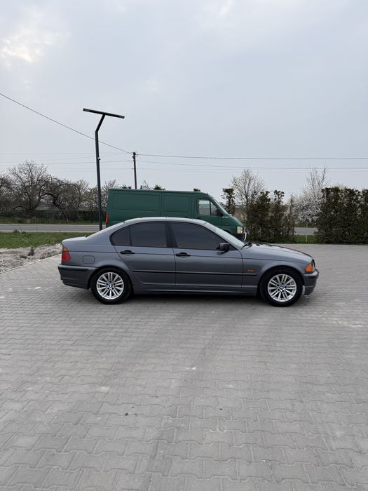 Продам  BMW  E46