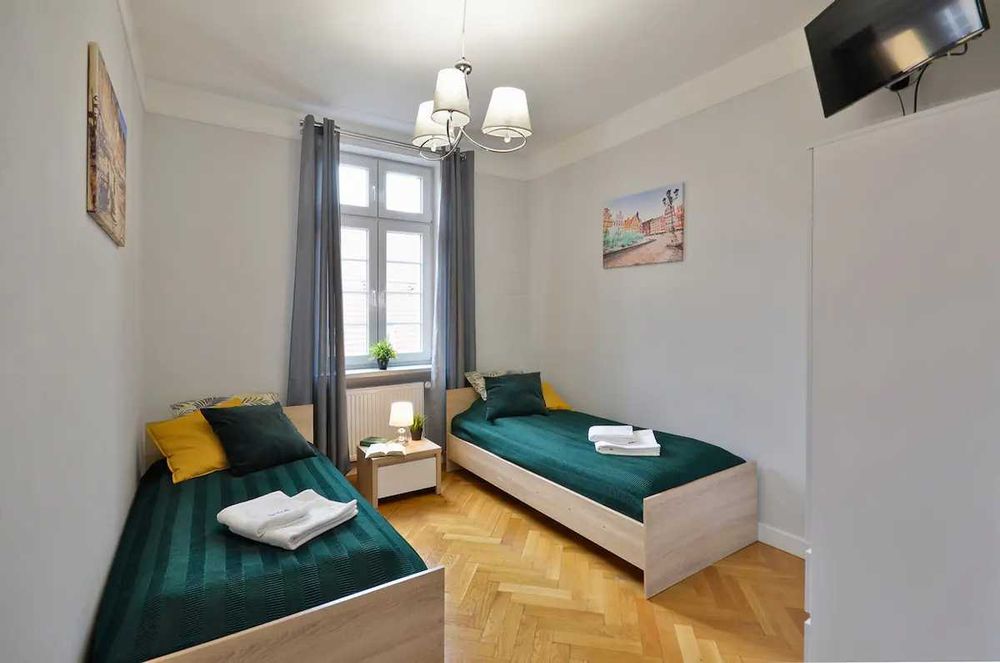 Apartament na doby Wrocław-Widok z Ratusza-3 pokoje-Centrum-10 osób