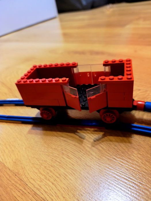 Pociąg LEGO vintage 180