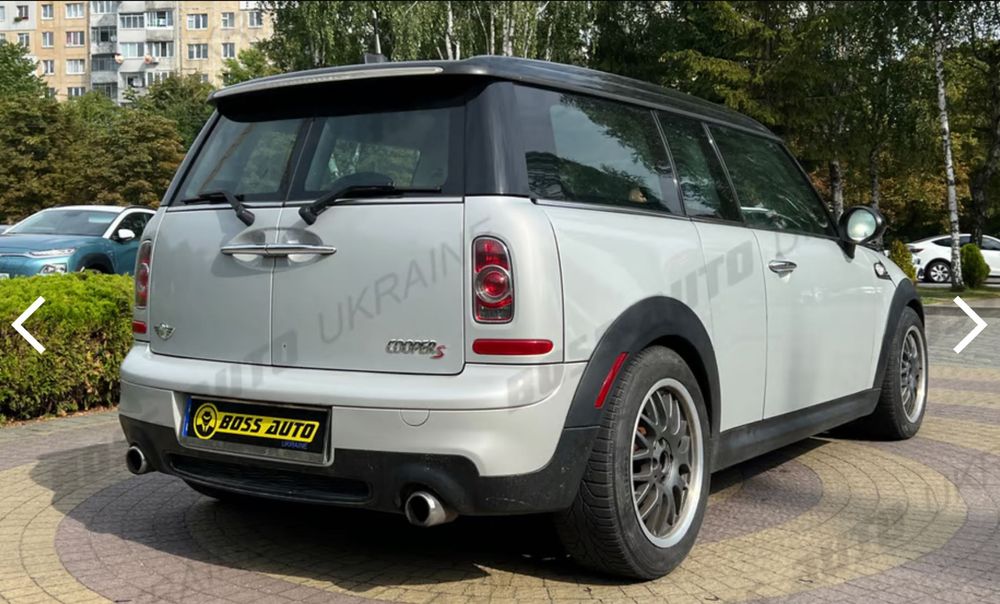 MINI Cooper Clubman S 2011