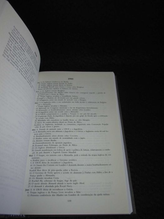 Livro Cronologia do Século XX Neville Williams