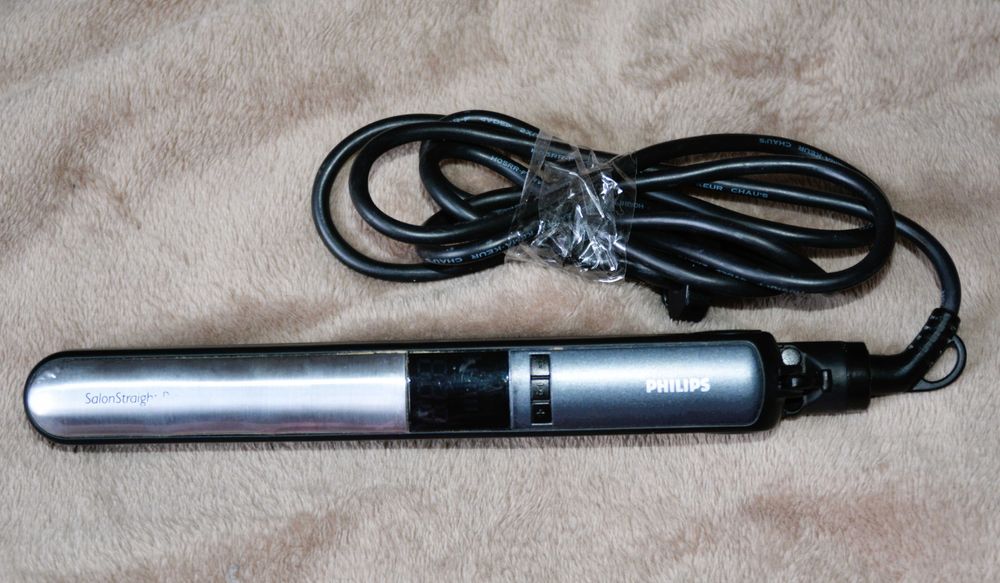 Випрямлювач для волосся. PHILIPS SalonStraight Pro