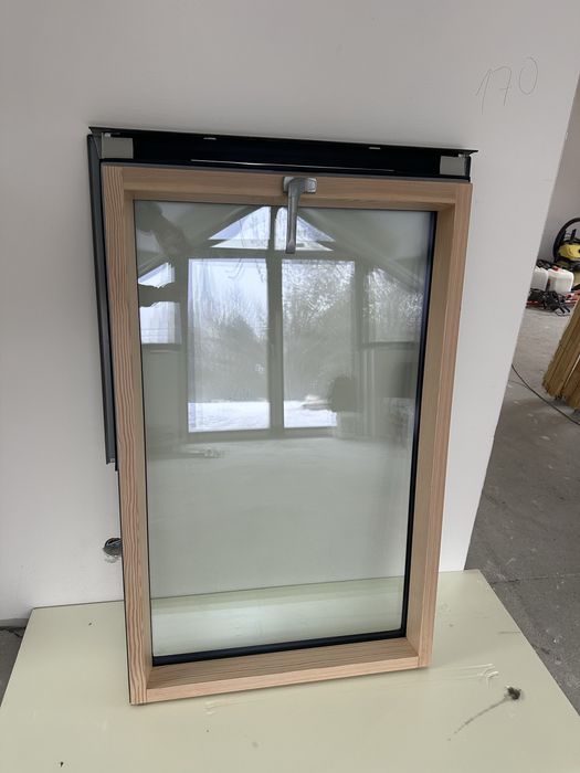 Fakro 3 szybowe okna dachowe drewniane 118x78