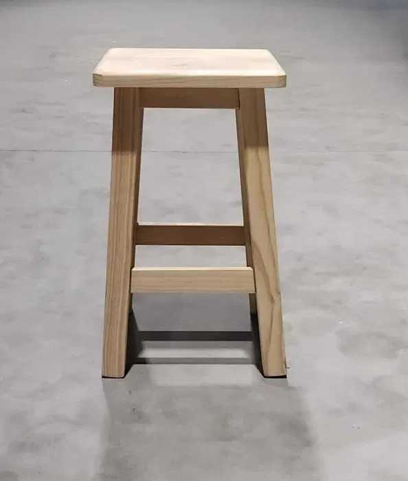 Banco em Madeira - NOVO