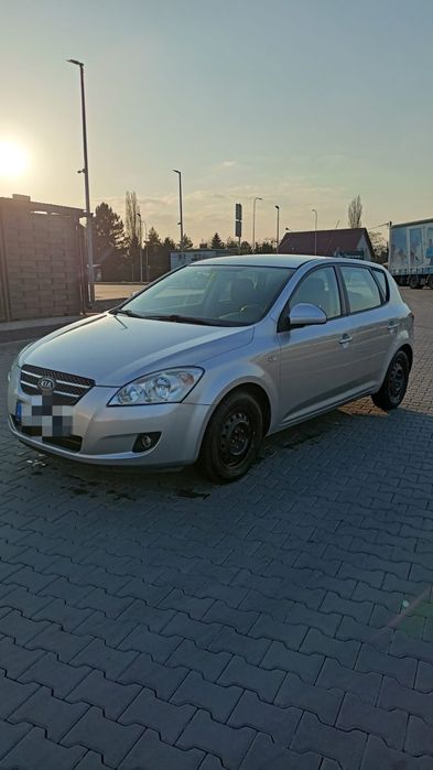 Kia Cee'd 2007r.