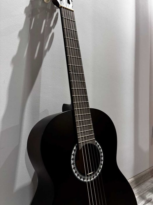 Gitara Klasyczna 4/4 GEWA PURE