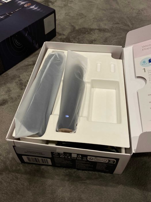 Зубна електрична щітка Philips HX9992/12 у відмінному стані