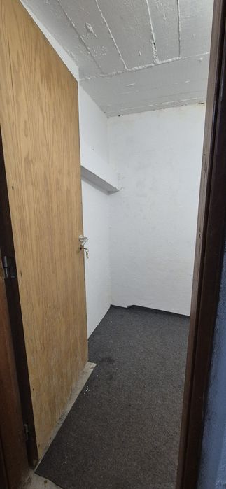 Arrecadação / Arrumos / Self Storage / Armazém / Escritório