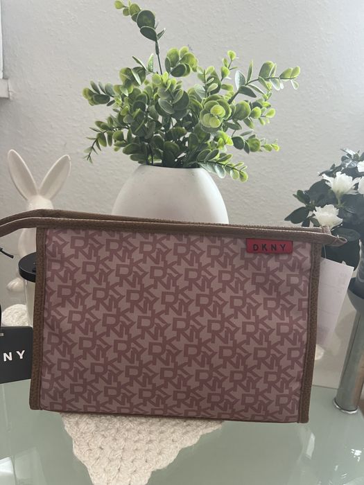 Косметичка ,оригінальна