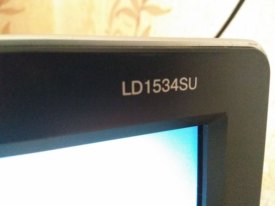 Телевизор + ДВД плеер BBK LD1534