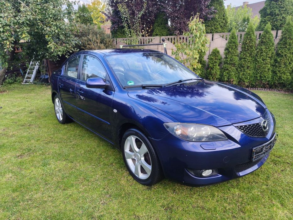 Mazda 3 benzyna ksenony, niski przebieg