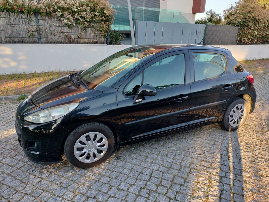 Peugeot 207 1,4 VTI