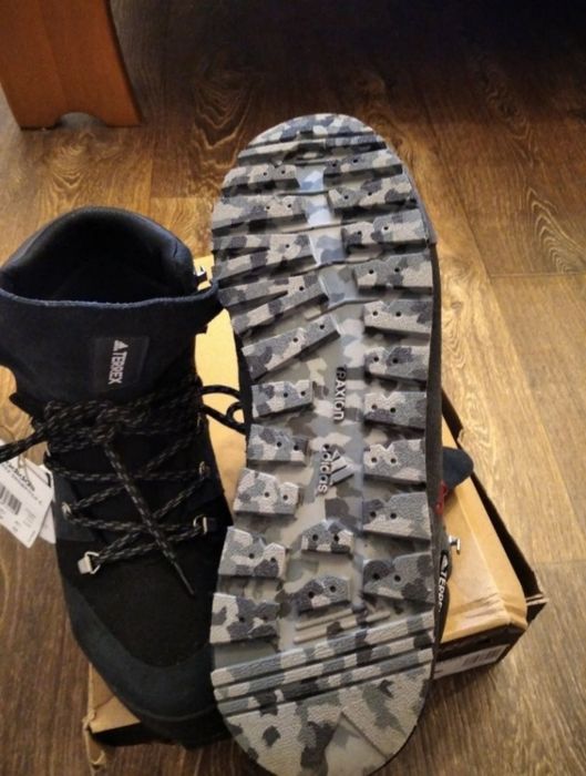 Продам черевики ботинки Adidas Terrex Snowpitch ART 45