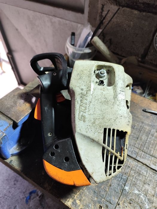 Stihl ms 150 motosserra poda avariada.