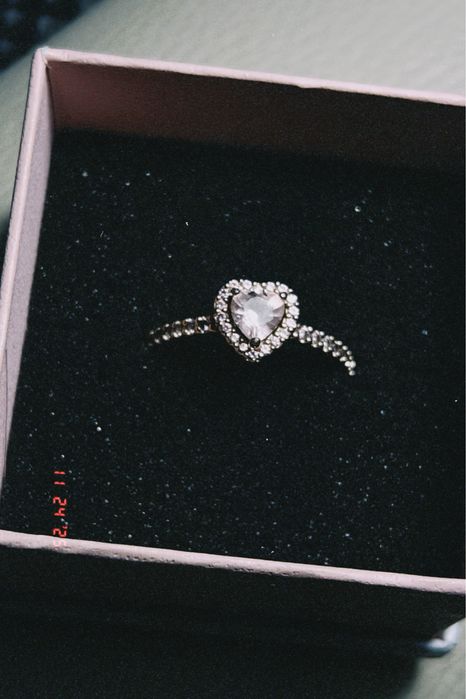 Каблучка "Блискуче серце"