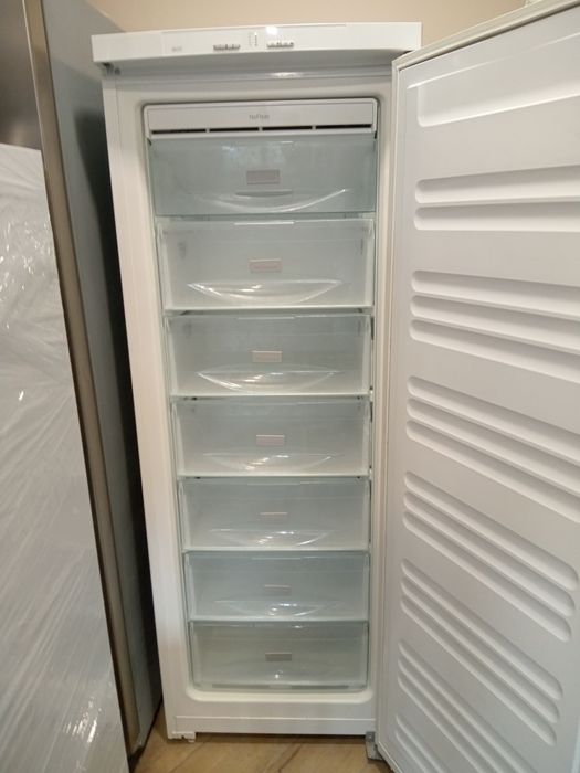 Морозильная камера Miele NoFrost