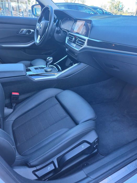 BMW 330e xDrive 292cv | Garantia BMW Premium Selection