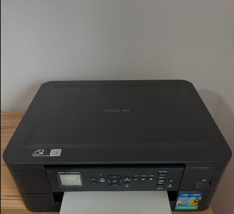 Brother DCP-J1050DW (Jato de Tinta - Wi-Fi)