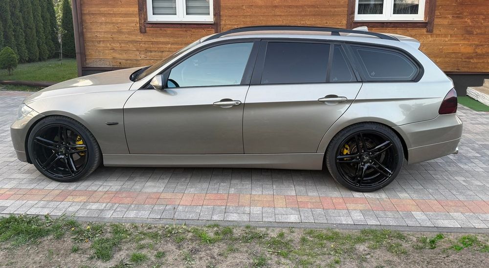 BMW E91 2.0D 177KM