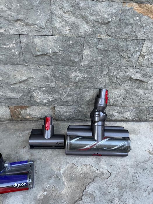 Dyson V11 Absolute