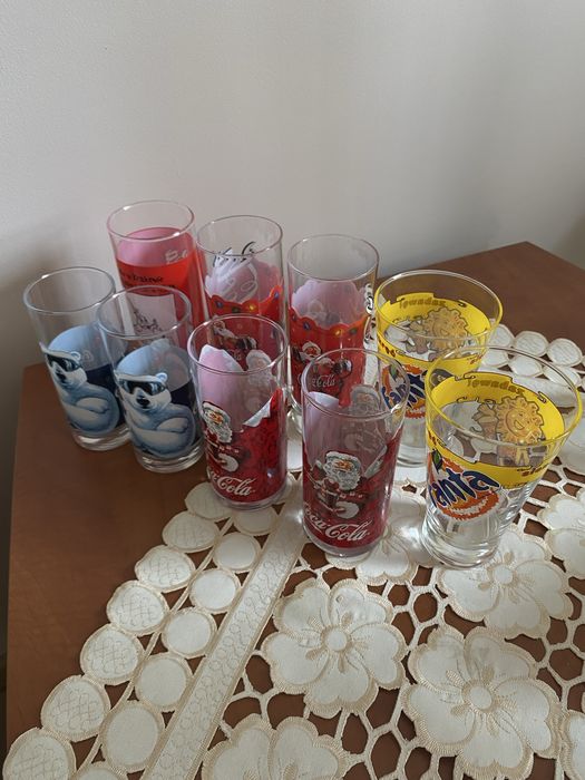 Zabytkowe szklanki coca-cola, firmy HBC Polska