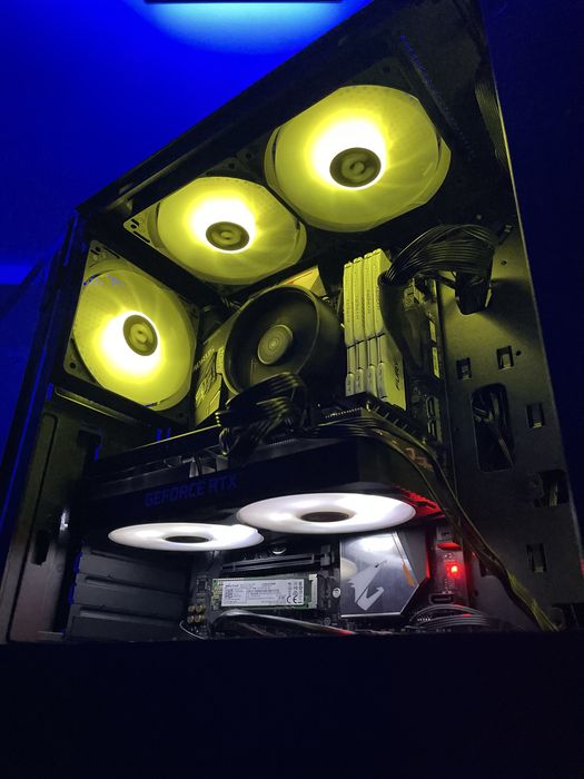 RTX 3060ti / R5 2600 / 16GB RAM/ 512gb m.2 /Win 11 Gotowy do użycia