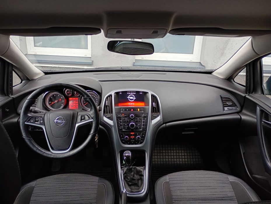 Opel Astra Sports Tourer