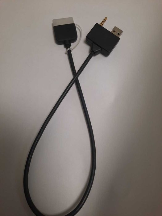 Кабель Hyundai Kia AUX USB 3.5 mm для iPhone 4S iPod, 96125 2L000