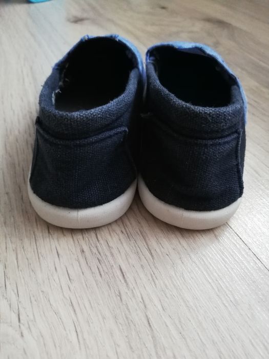 Trampki dla dziecka rozm. 24
